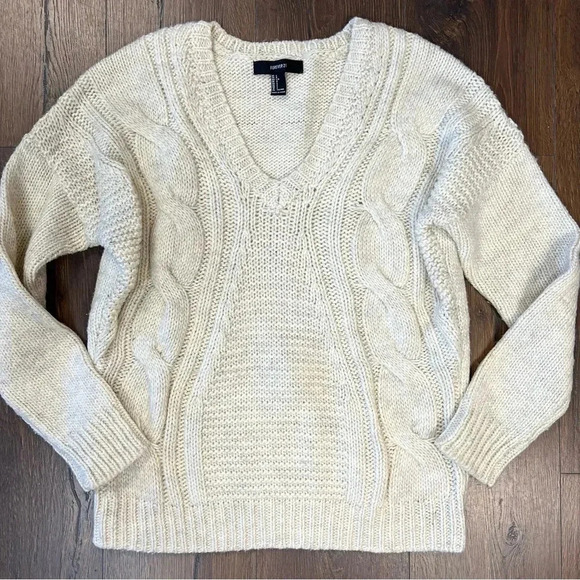 Forever 21 V-neck sweater SZ LG - Picture 1 of 3